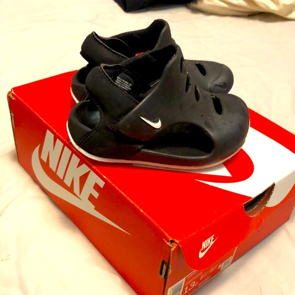 Nike Sunray protect 3 toddler size 7 sandals - Picture 1 of 9